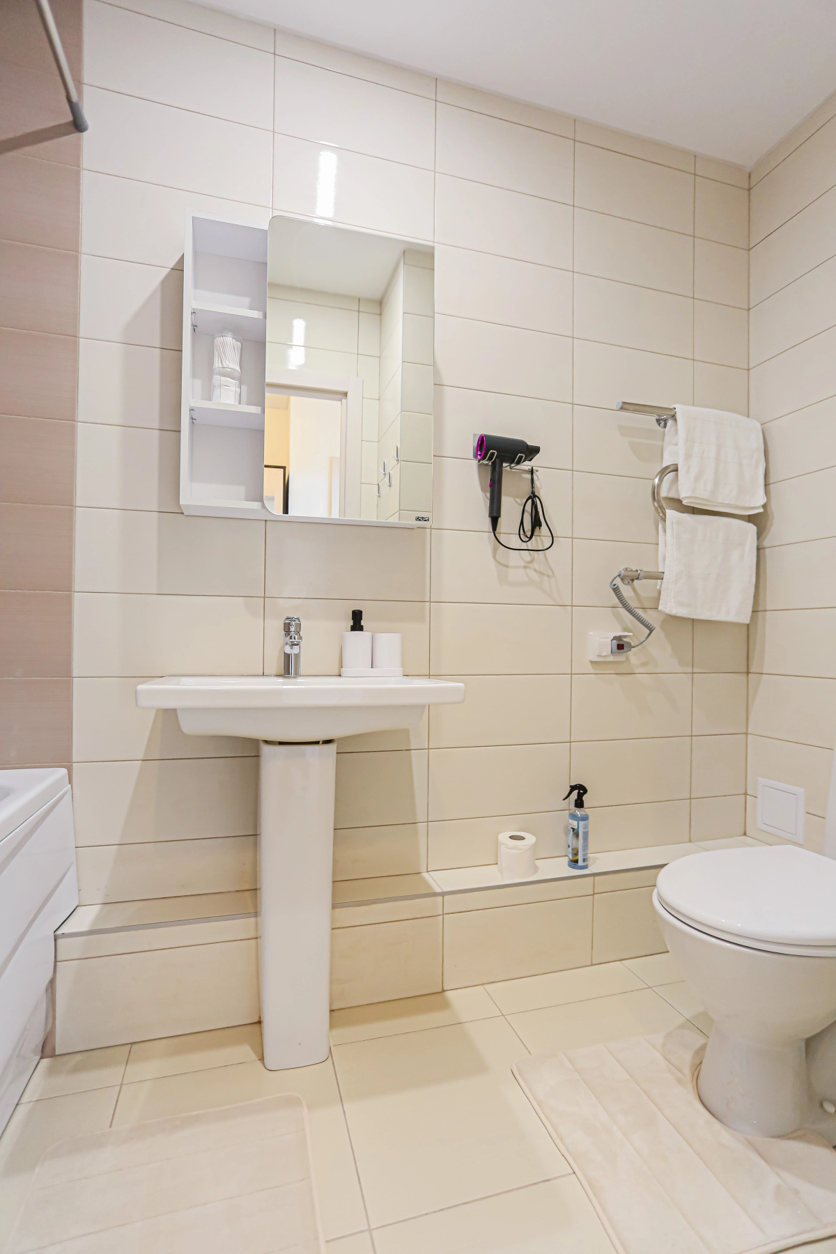 Апартаменты У нaс лучше, чeм дoма Sanset Героев Донбаса 10 кв 274