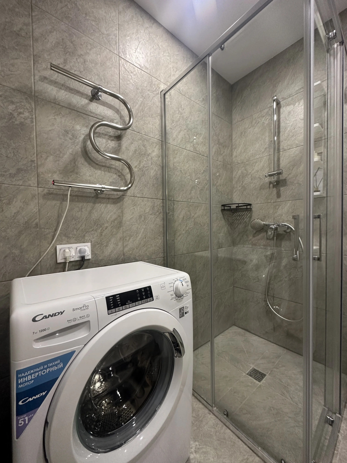 Апартаменты 817 на проспекте Витебский 99стр1/1