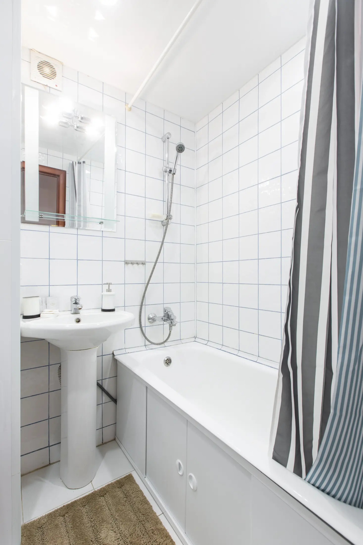 Апартаменты 2й Спассоналивковский переулок 16 строение1