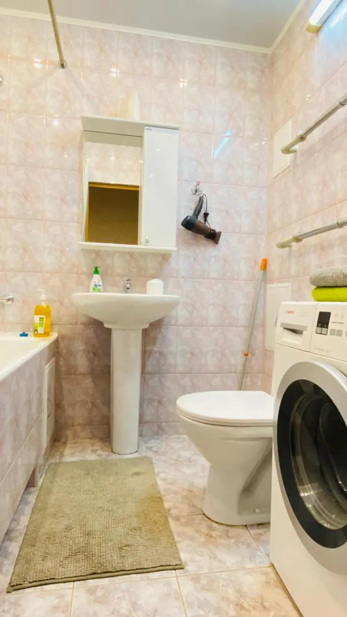 Апартаменты Однокомнатная квартира 71 Онегоhome у озера в Петрозаводске