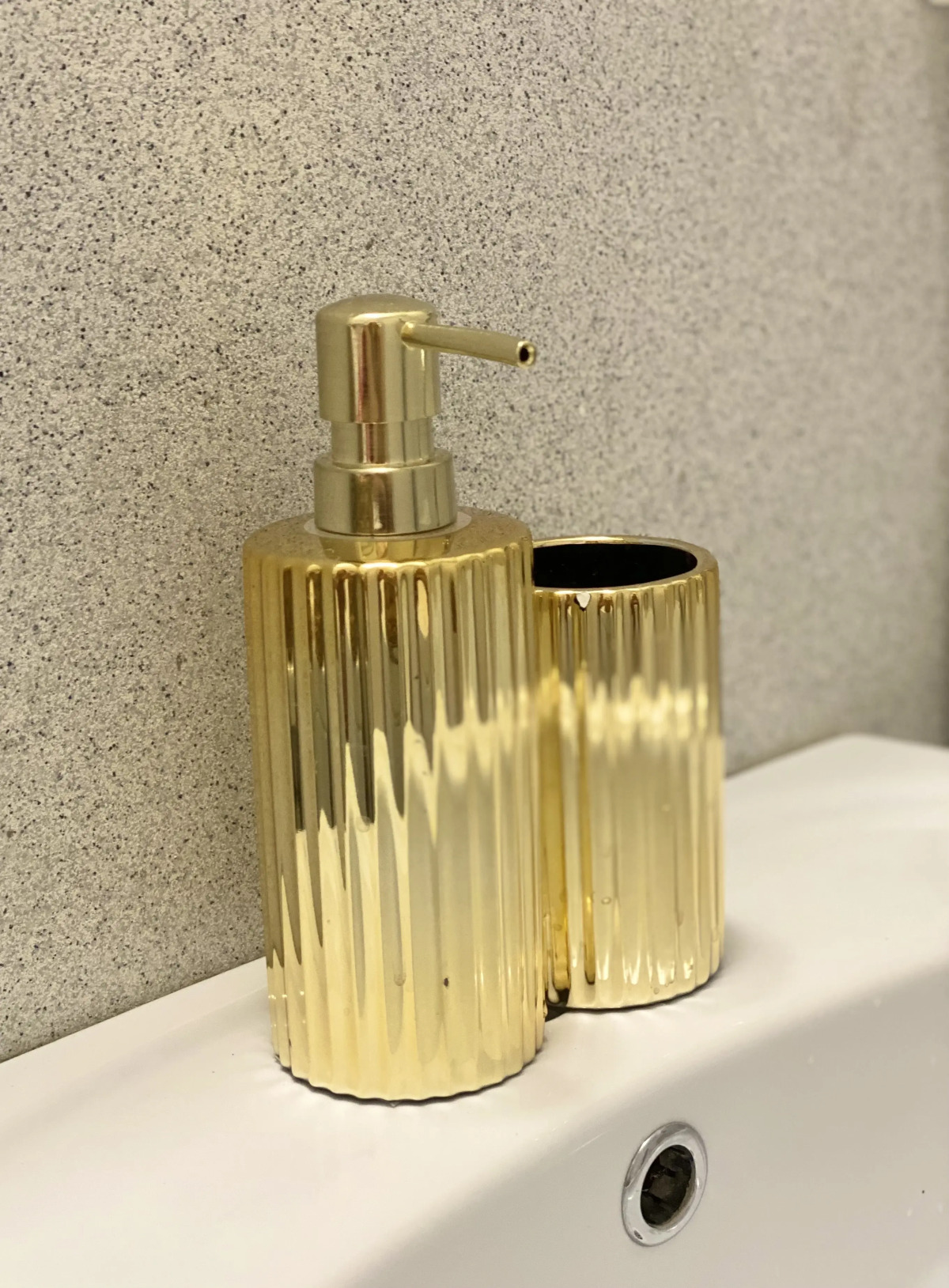 Апартаменты Грин Парк 215