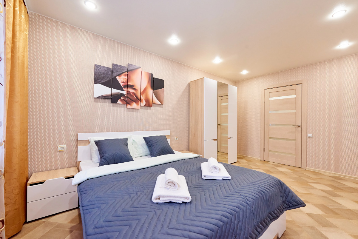 Двухкомнатные Апартаменты Sutki VIP на Тамбовской