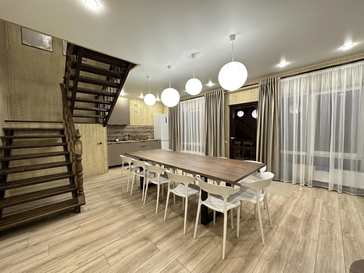 Вилла Брусника