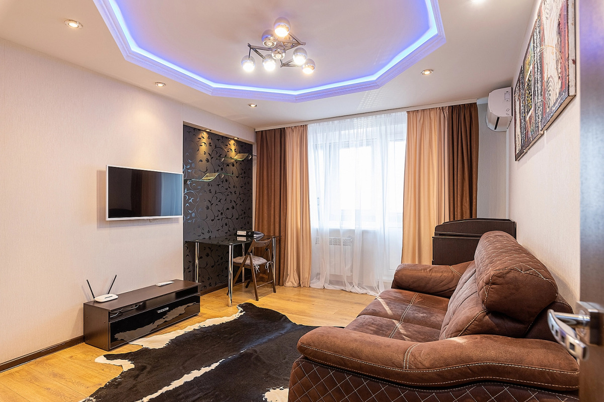 Тихие апартаменты  в центре города, ул.Горького 154. Сова-Дом