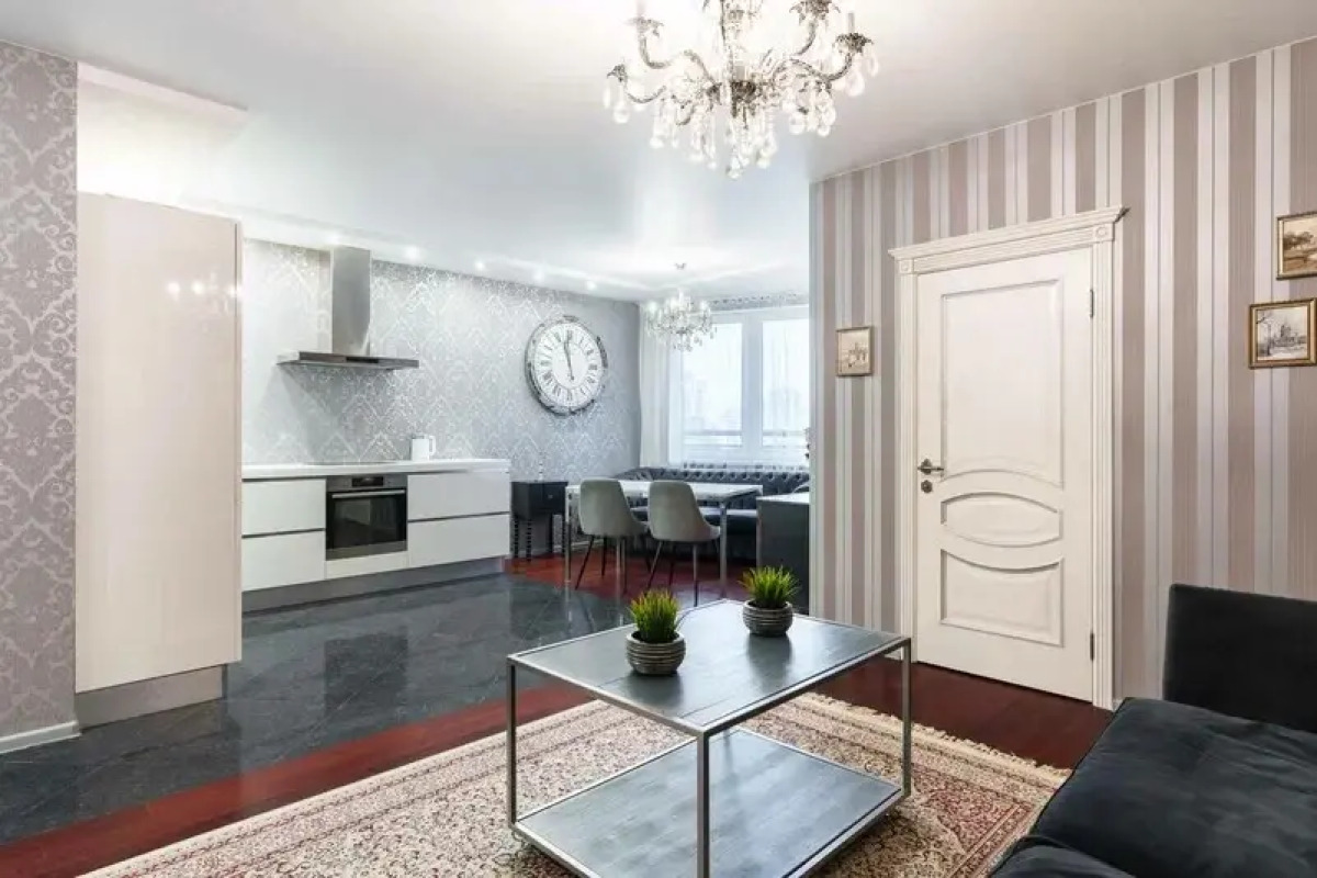 Квартира в ЖК Каскад на Скрыганова 4А