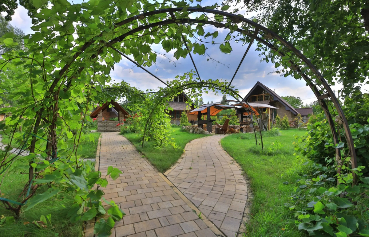 Гостевой дом Загородный Комплекс Слобода