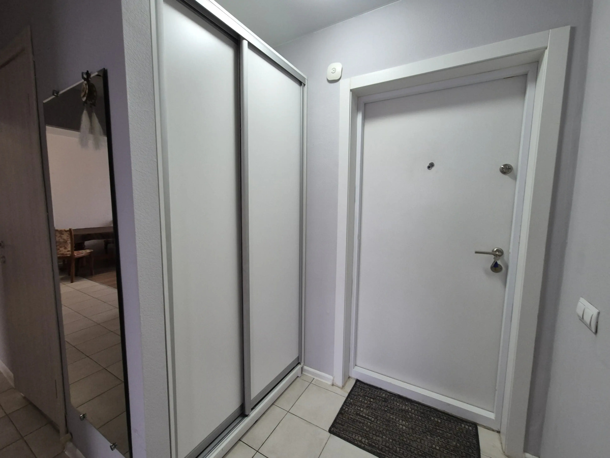 Квартира Большая 2-х комнатная Хорошая у Метро Отрадное