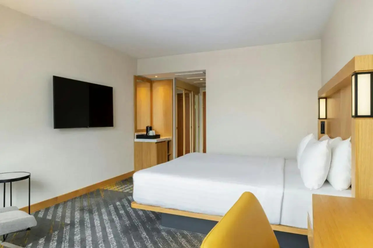Отель Courtyard by Marriott Tbilisi