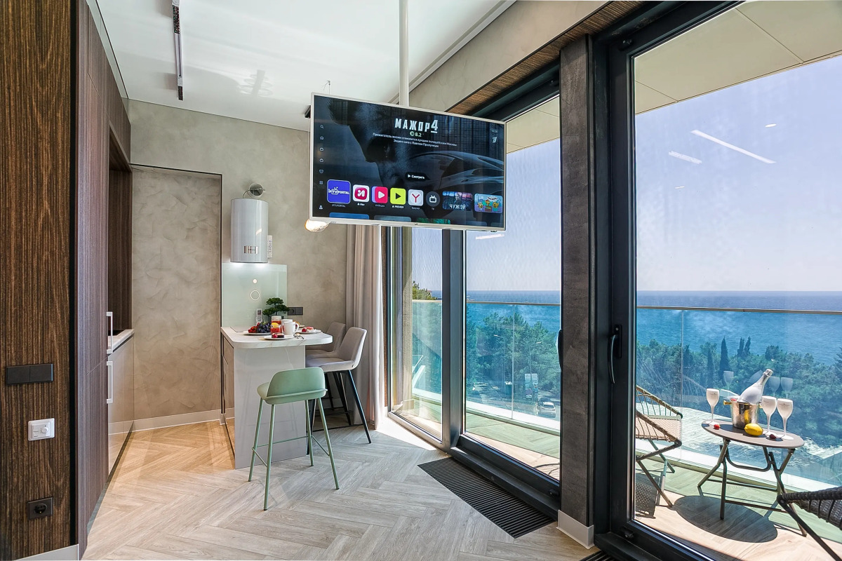 Апартаменты Студия с террасой и видом на море в Скай Плаза 3