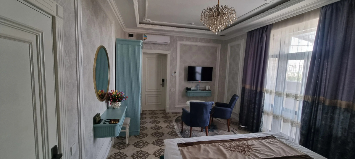 Отель и Спа Hayat Plaza