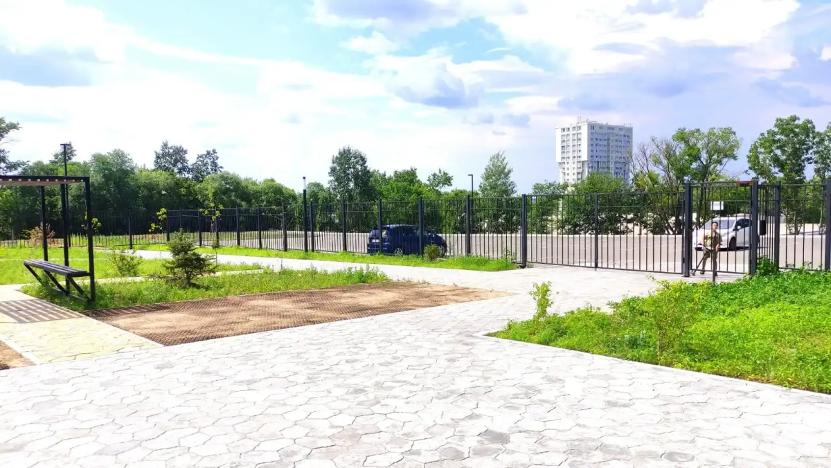 Апартаменты двухкомнатные Татьянин Дом вблизи Амура и парка Северный