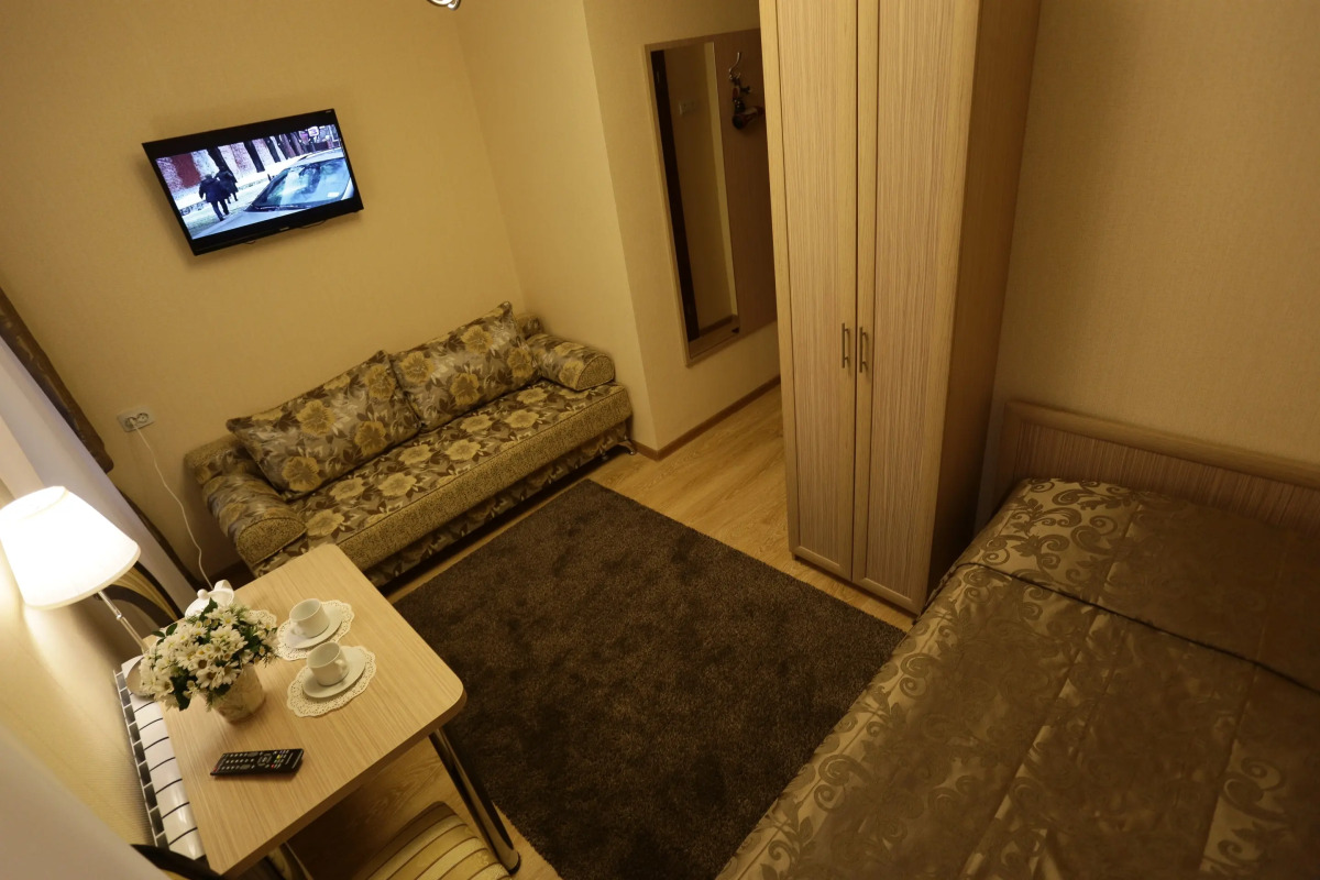 Отель Астра