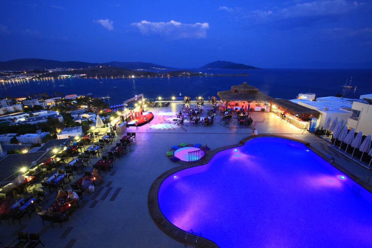 Royal Arena Hotel & Resort Spa - All Inclusive