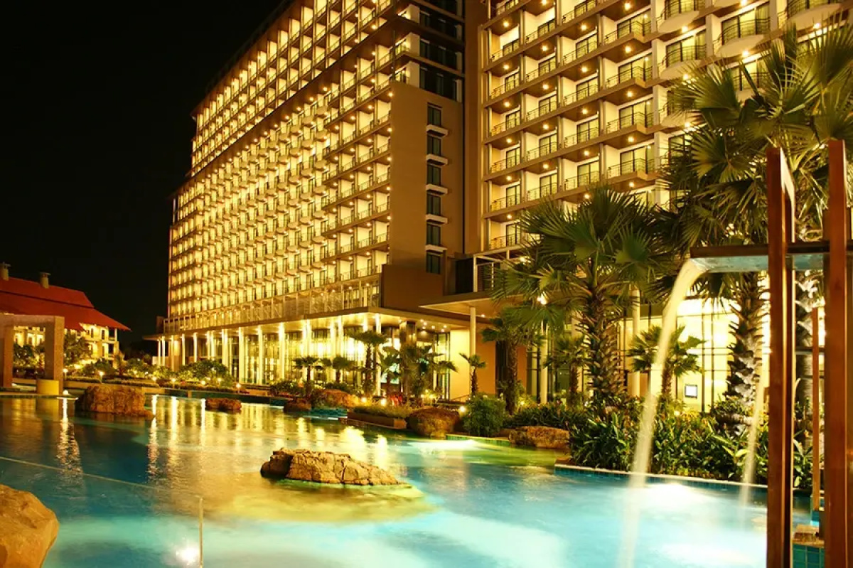 Отель The Zign Hotel