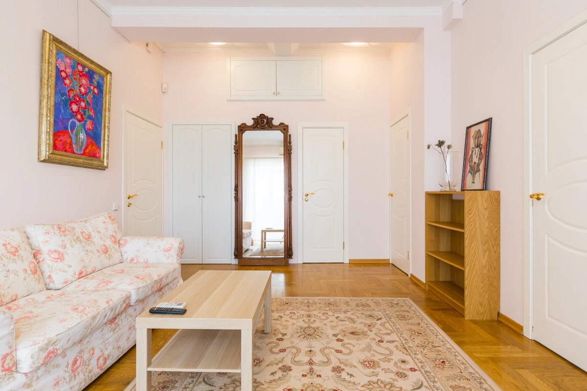 Квартира на Замаренова 11А