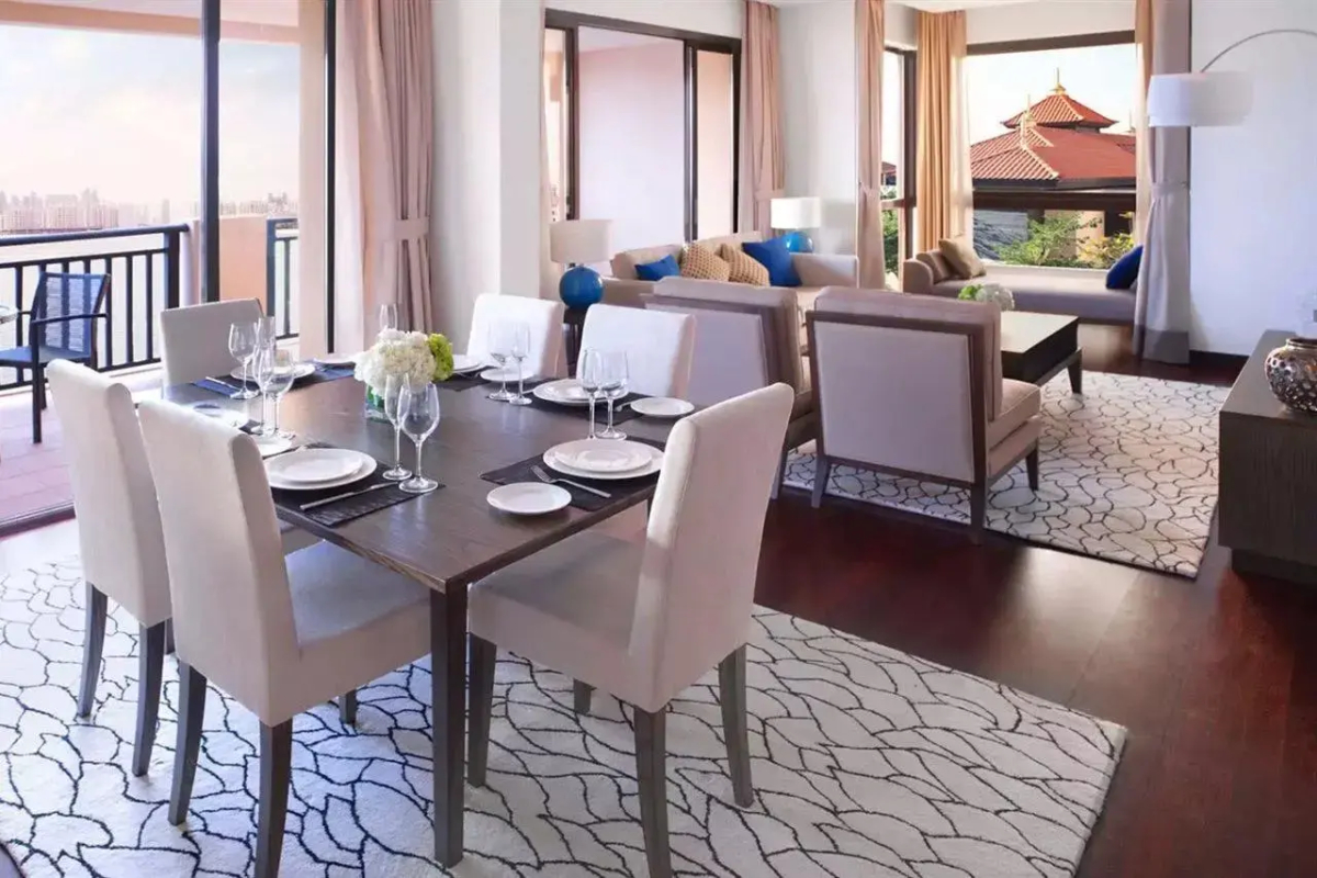 Курортный отель Anantara The Palm Dubai Resort