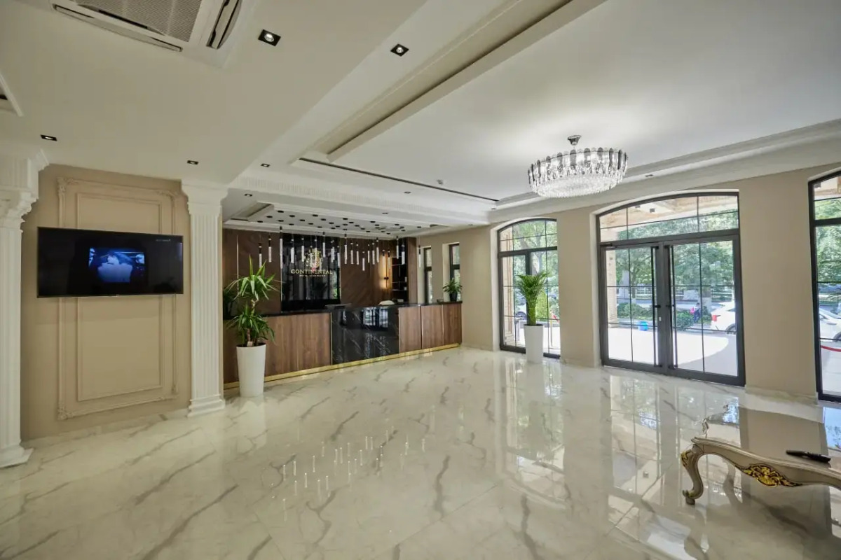 Отель Continental