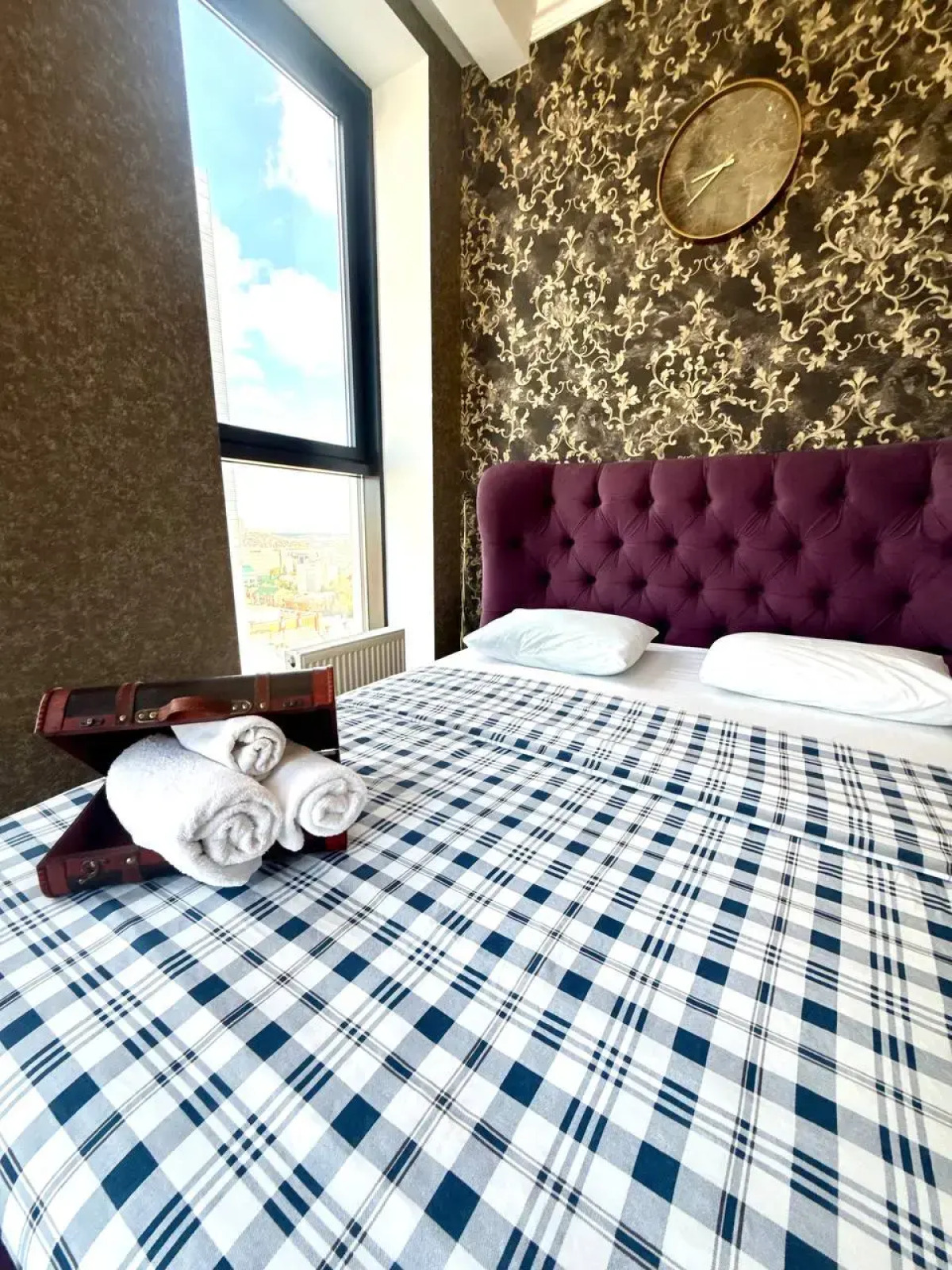 Апартаменты VipHouse Верхнеторговая 4