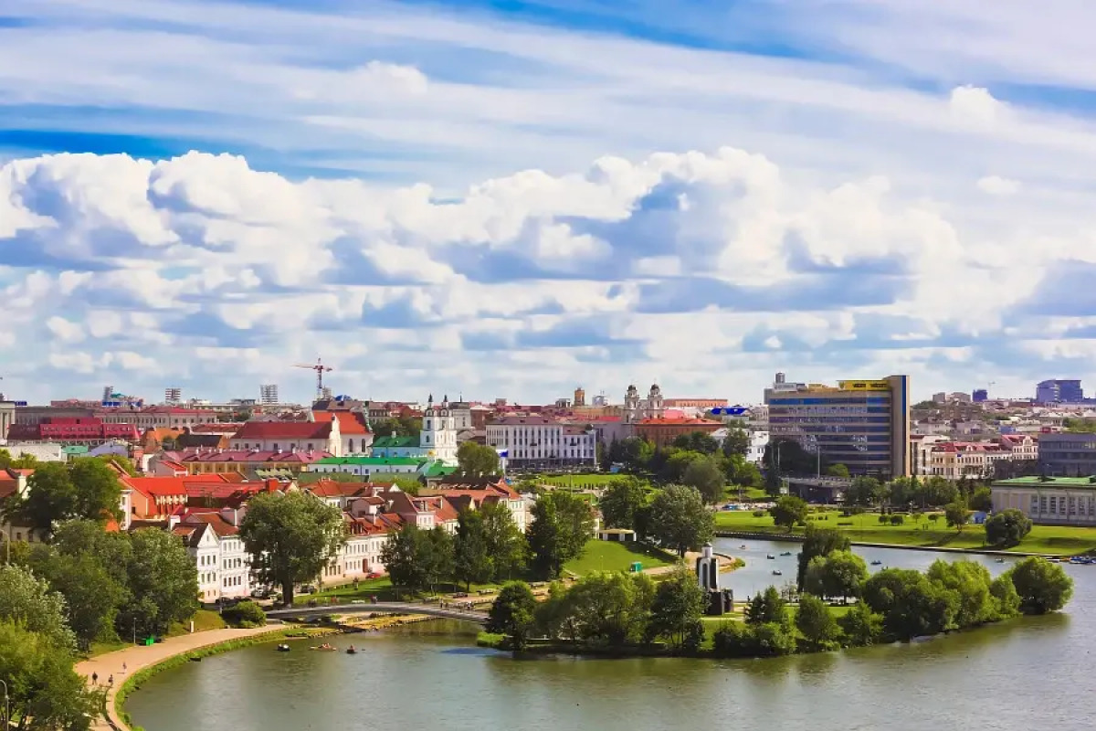 Апартаменты 4-комнатные HomeApart Сторожовская, 8