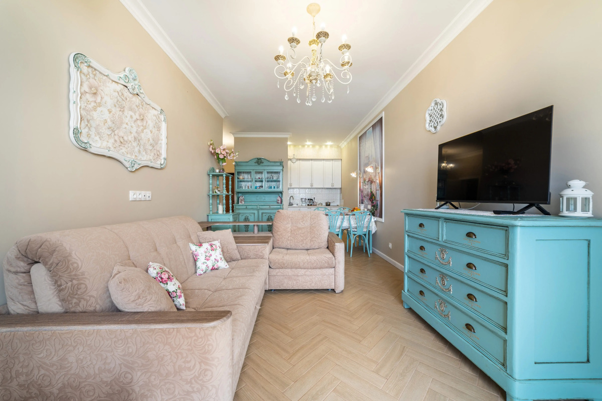 Квартира Окно в Париж