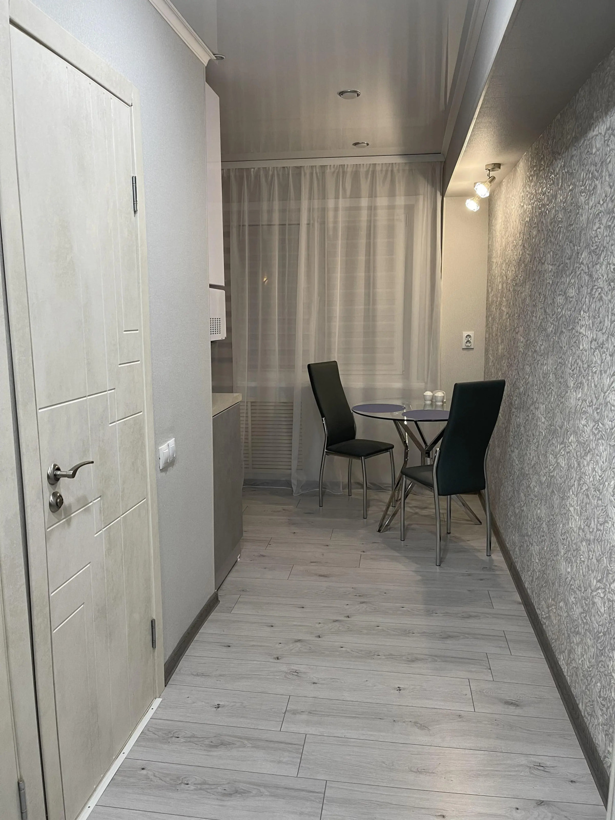 Апартаменты 2-комнатная Квартира с Новым Ремонтом