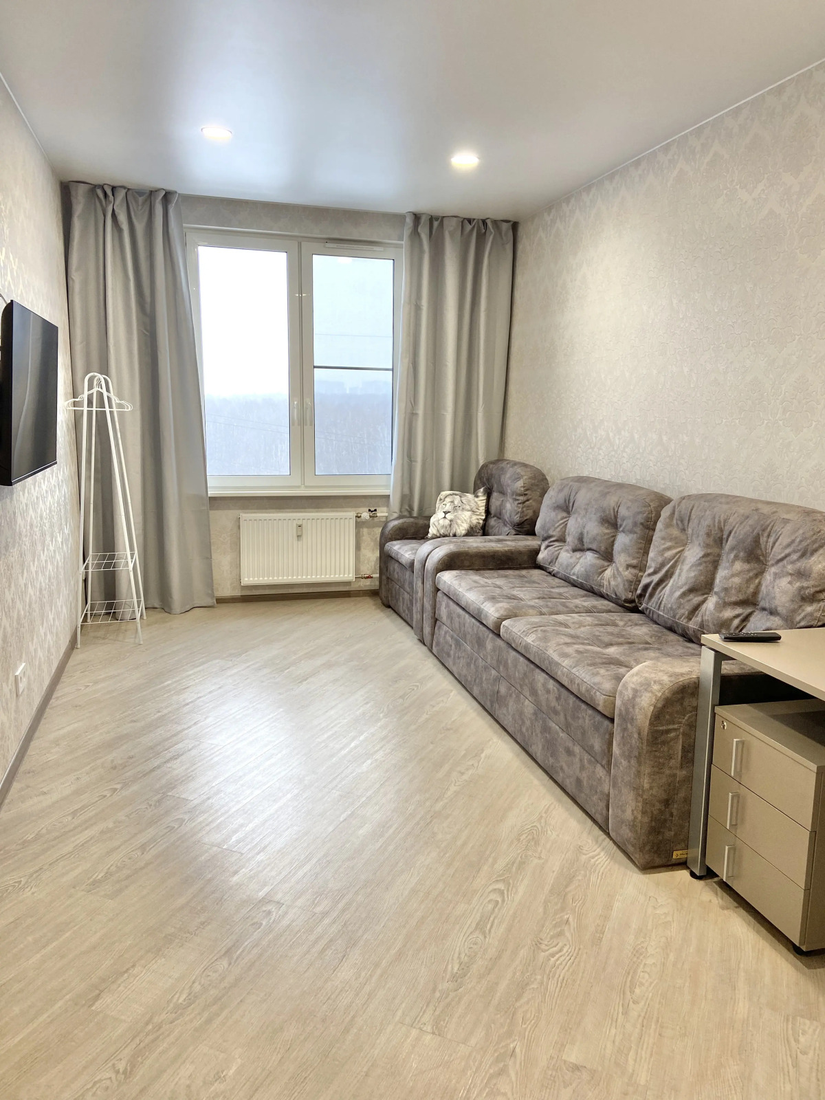 Квартира Большая двухкомнатная у метро Пионерская