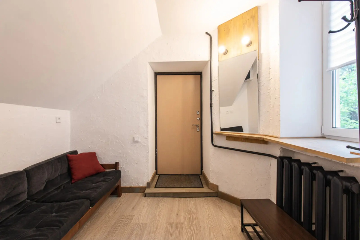 Квартира с парковкой и отдельным входом