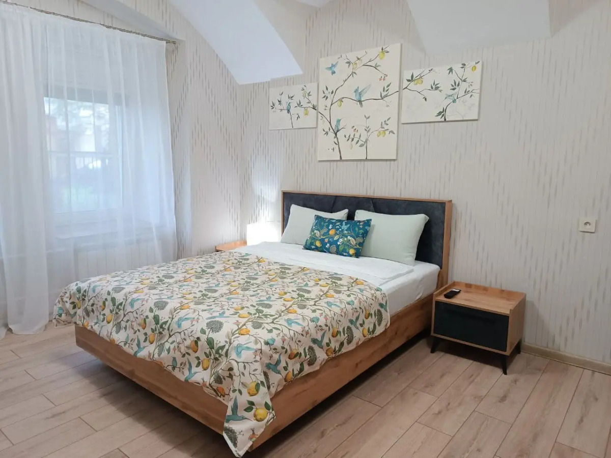 Апартаменты Необычные на Ломоносова 16