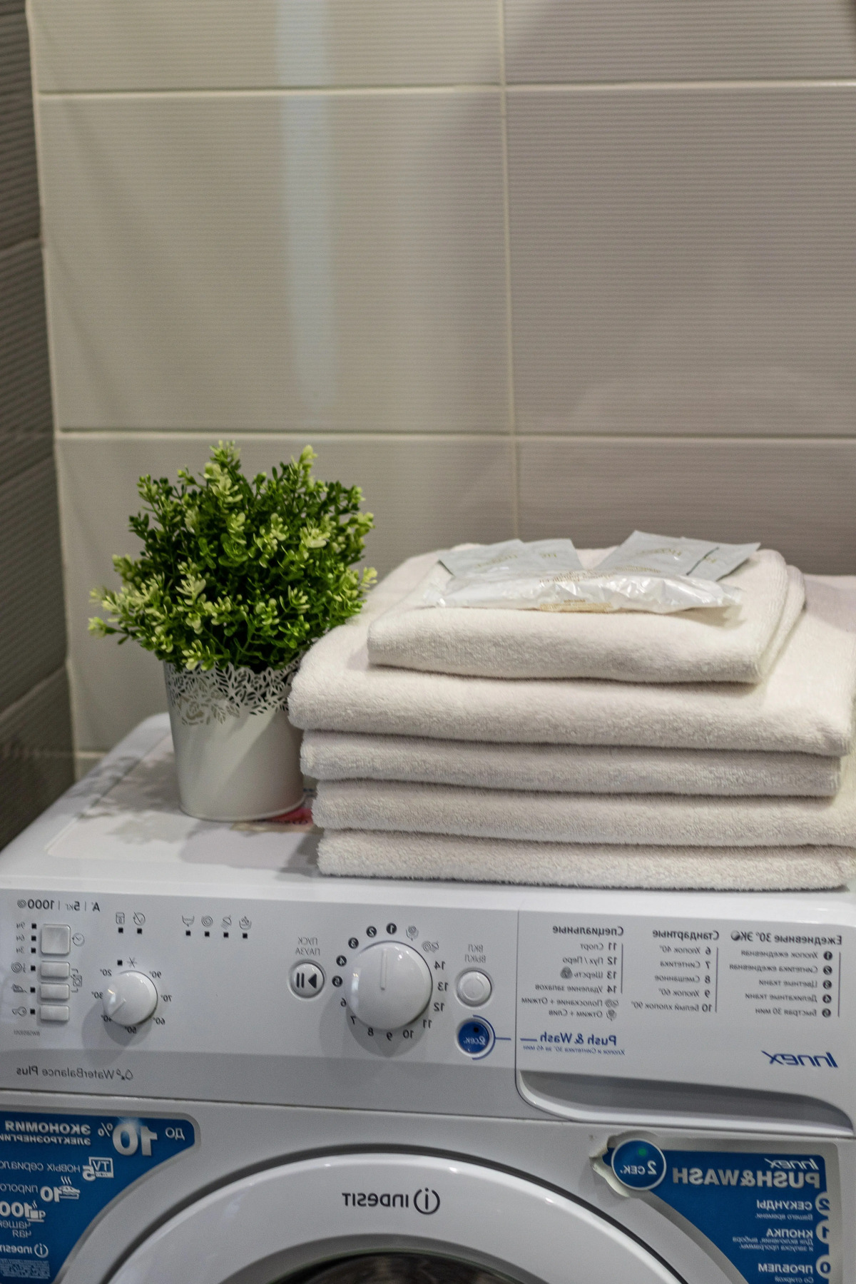 Квартира евро трешка у парка Галицкого Апарт-Отелика на Героя Сарабеева