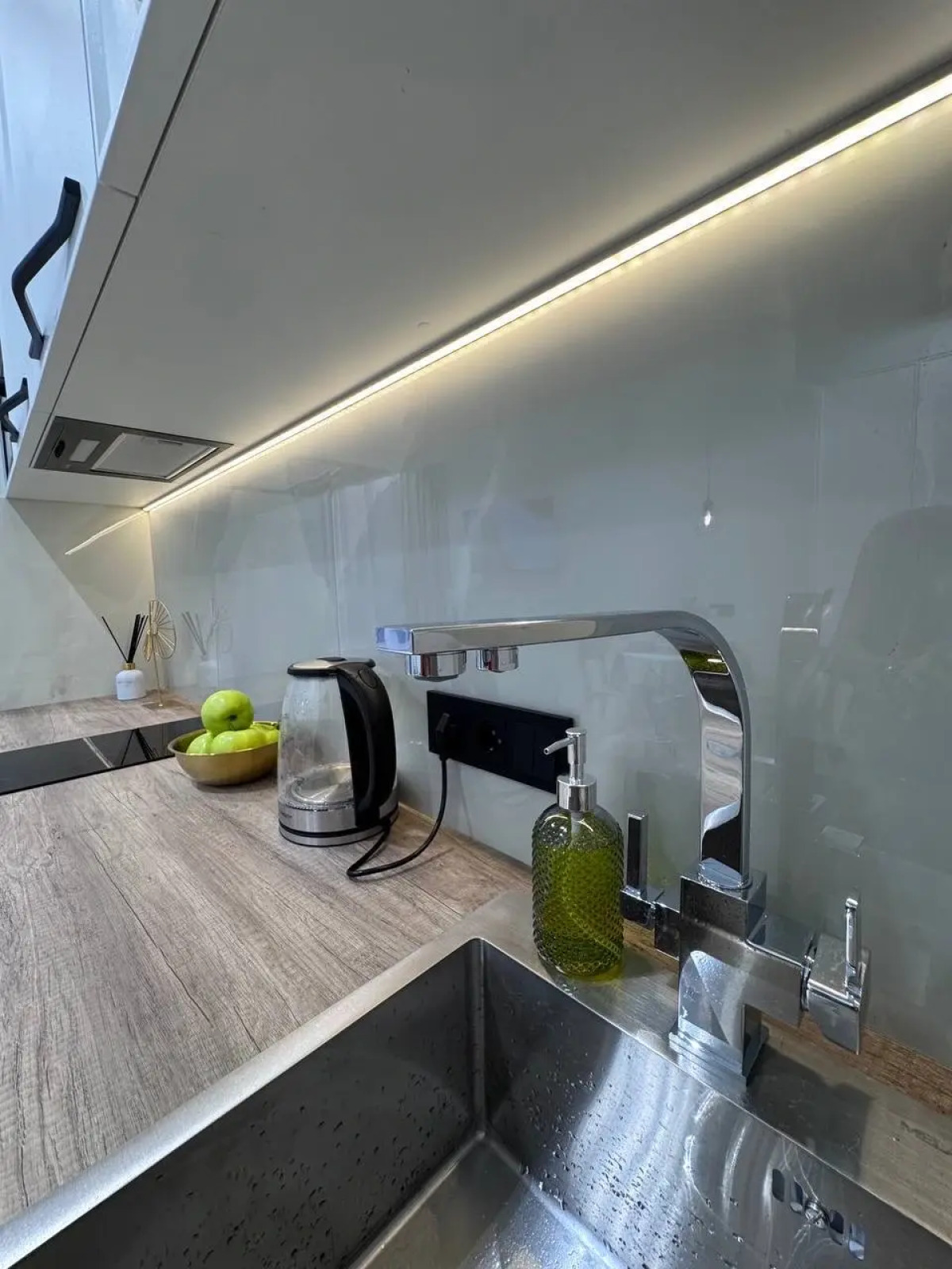 Квартира Студия Business Pink у метро Площадь Ильича