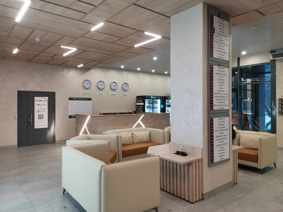 Апартаменты Улучшенные Авеню на Мужества