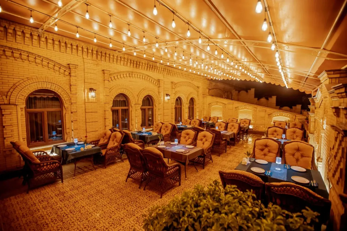 Silk Road Empire Hotel