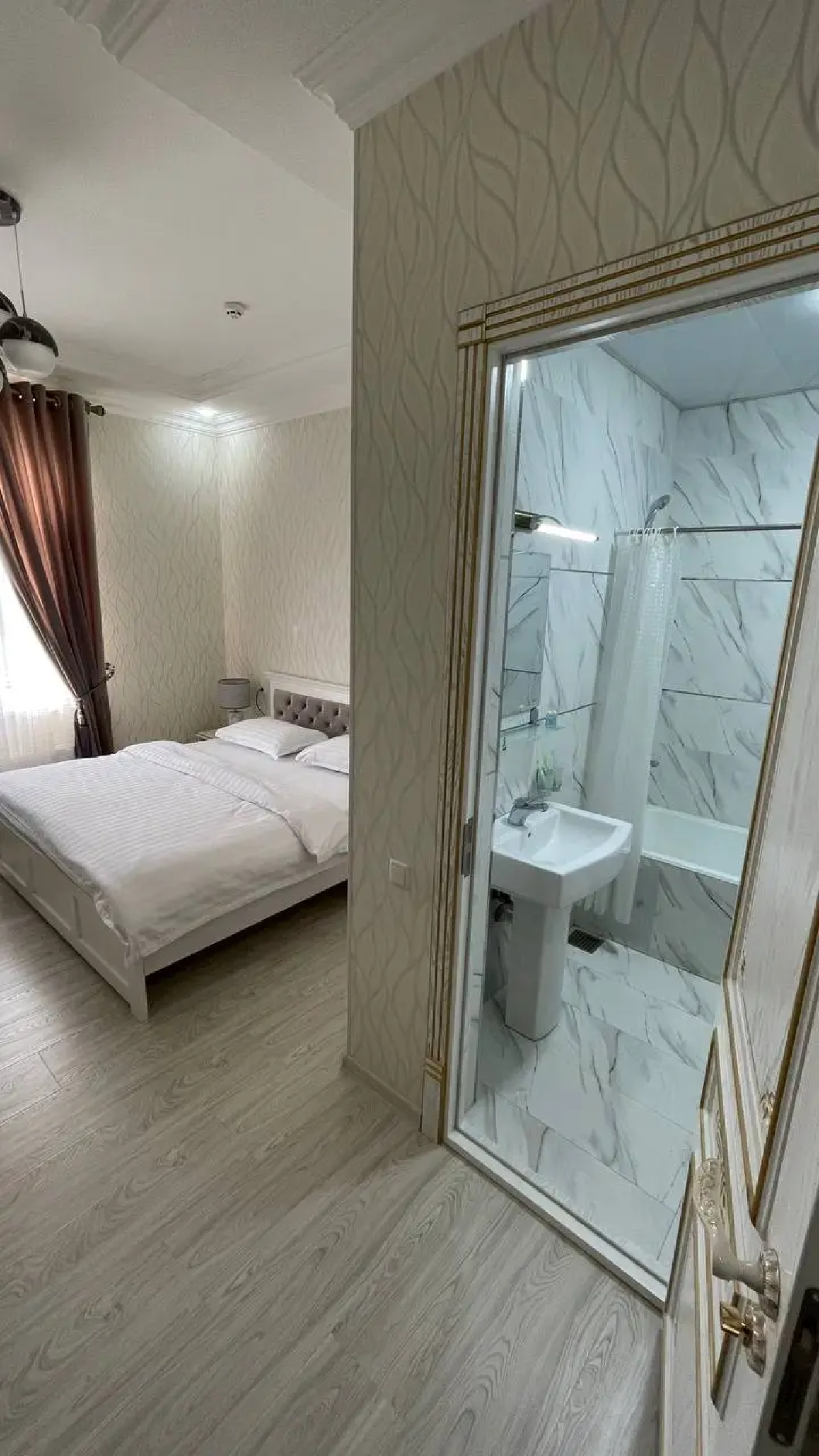 Отель Izumrud Palace