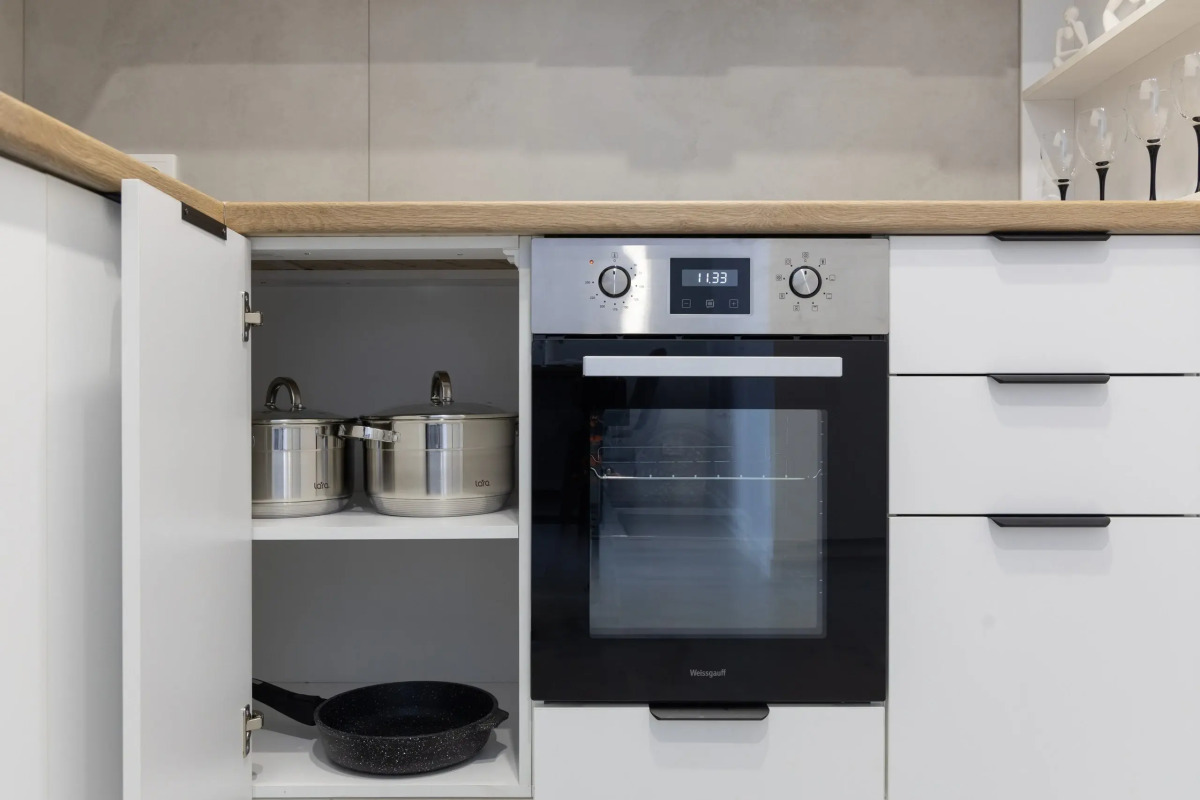 Апартаменты Red Apartments Арт Лайт Сити Шерли