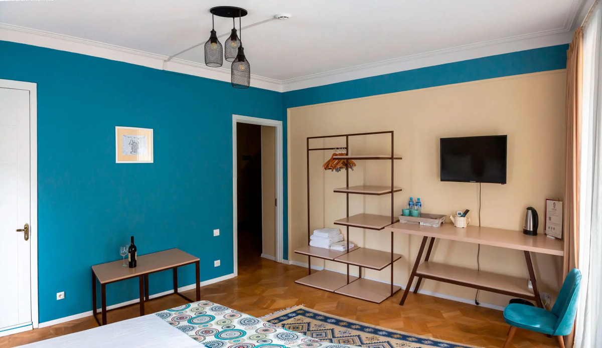 Отель Gvino Minda