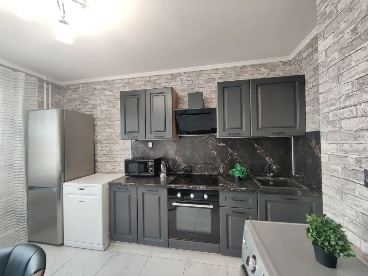 Апартаменты Платона кляты 27 ЖК Суворовский