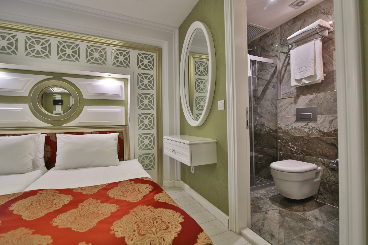 Отель Queens Land Istanbul