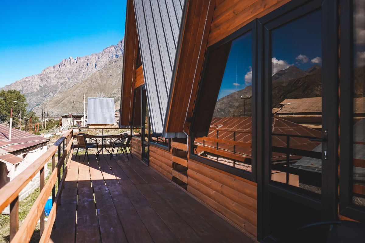 Apartments Luno Cottage