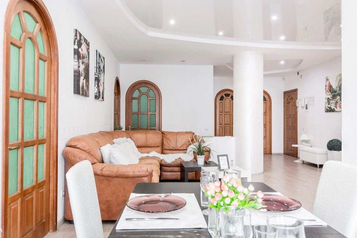 Апартаменты Четырехкомнатные на Кирова