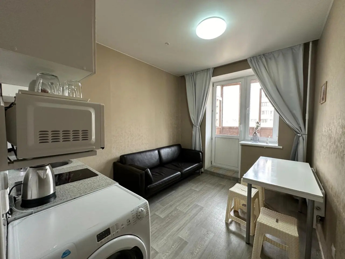 Апартаменты Истоман 2+2 в спальном микрорайоне