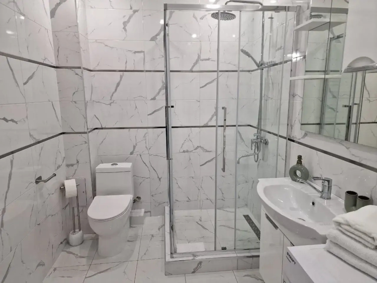 Апартаменты Flatirini на улице Братьев Темировых 69/3