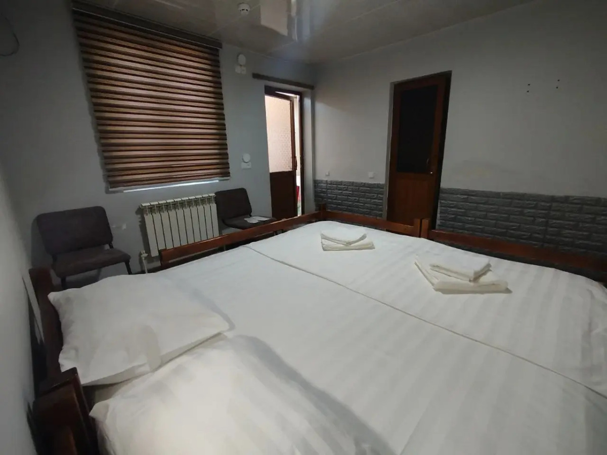 Хостел Caravan Hostel