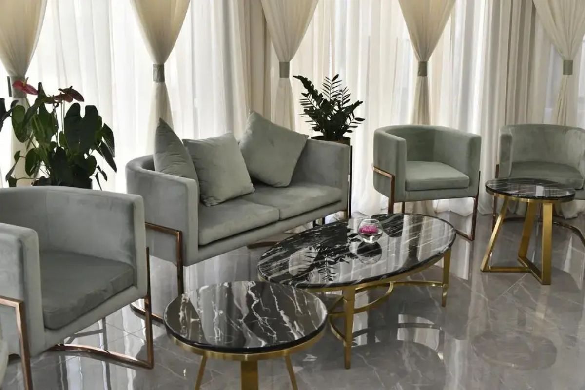 Отель Krokus Plaza