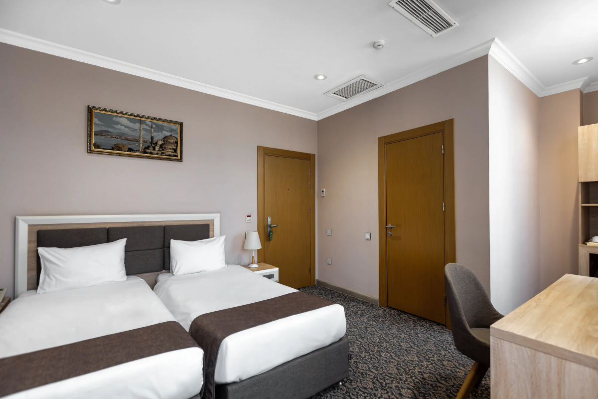 Metro City Hotel