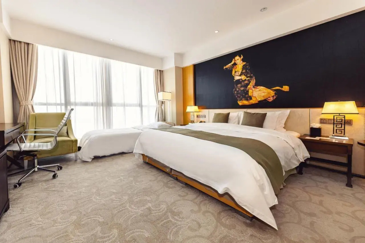 Отель Hotels & Preference Hualing Tbilisi