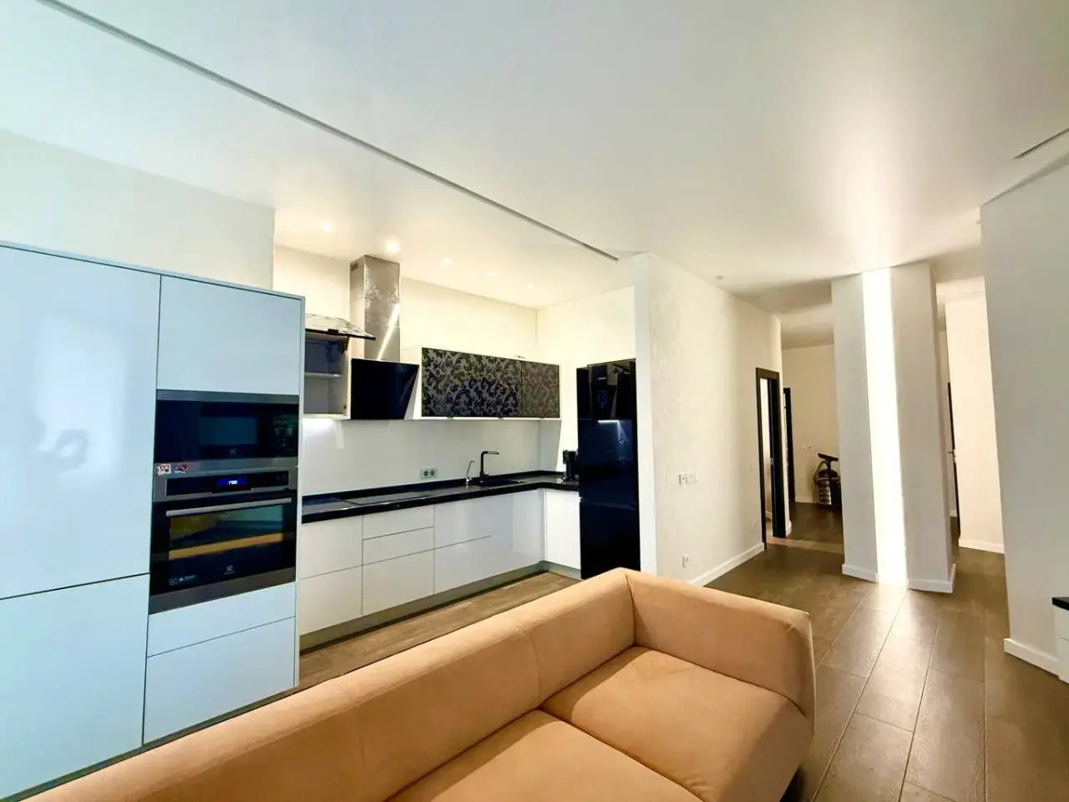 Апартаменты Четырехкомнатные в Центре Владивостока