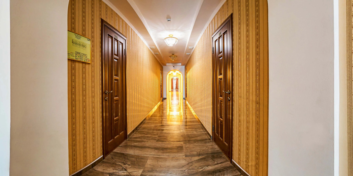 Отель Саквояж