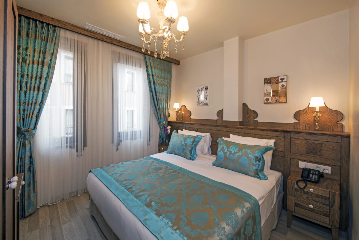 Отель Perapolis