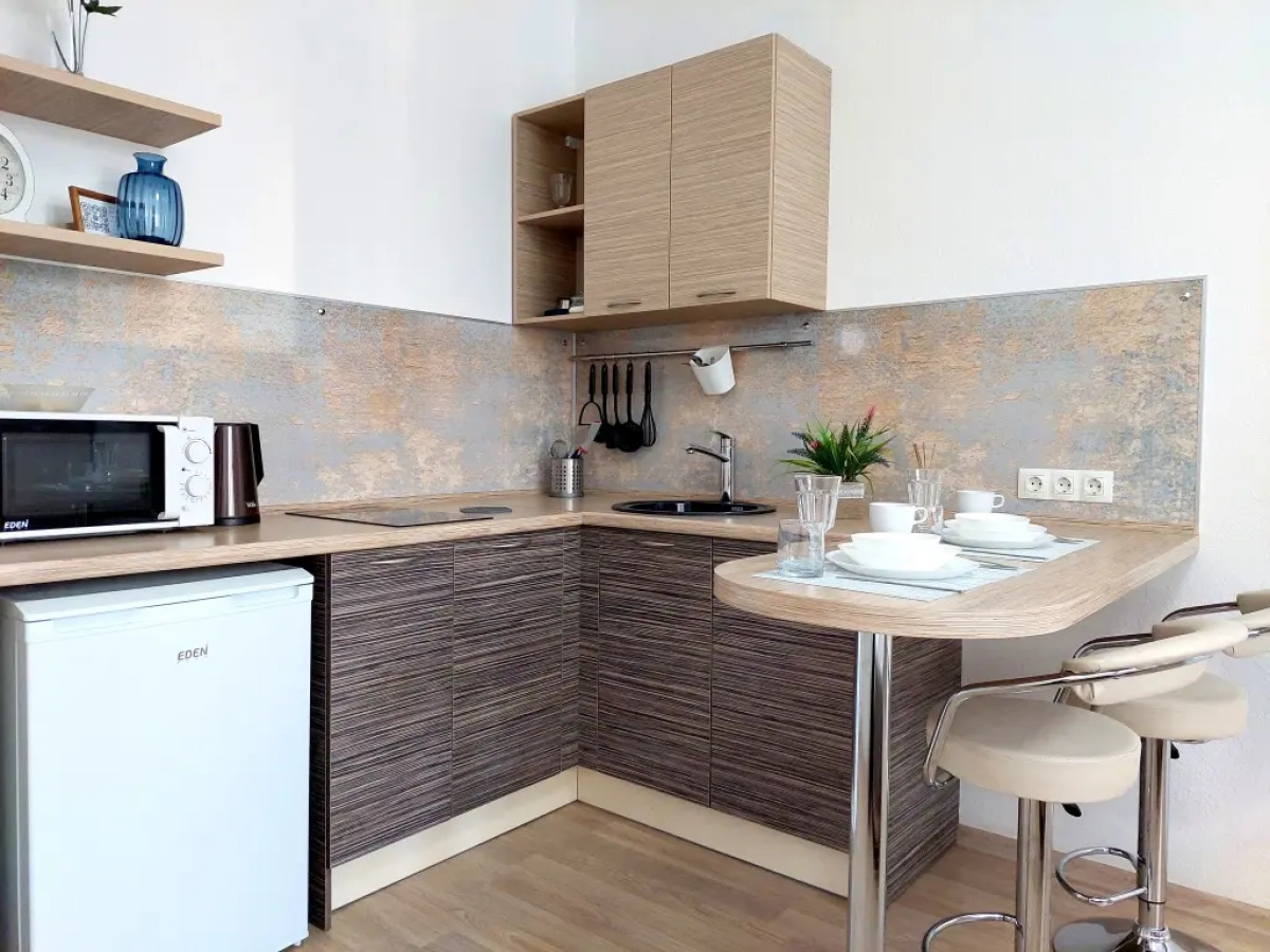 Три квартиры на Сахарова 2