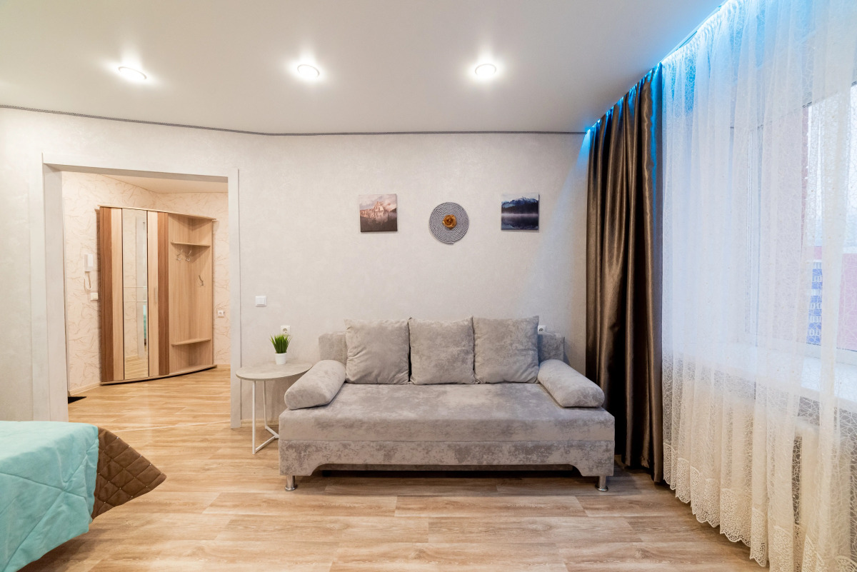 Квартира Жилье Ул.Лазурная д.9